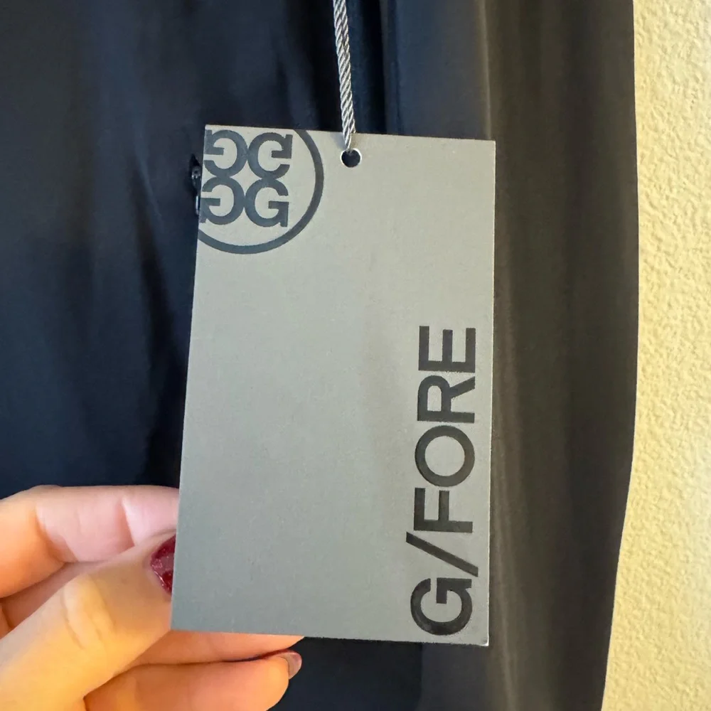 G/FORE Women's Black silk tech nylon ruched layer jacket - Picture 3 of 5